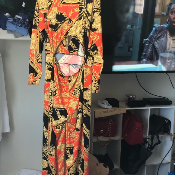 BEAUTIFUL MAKING ME CRAZY JUMPSUIT (FASHIONNOVA) - Picture 3 of 4